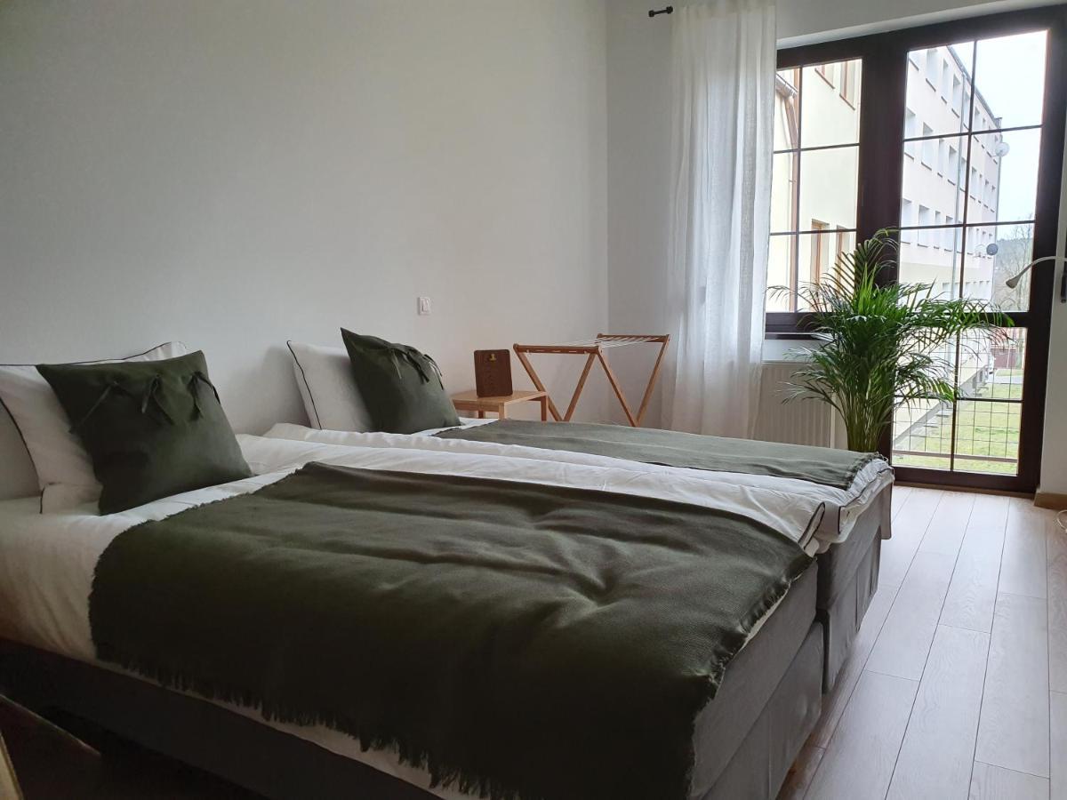 Chodzież Apartament Ovoc מראה חיצוני תמונה